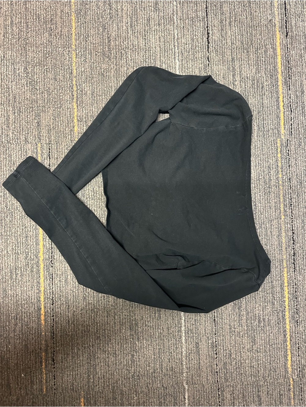 Urban Outfitters Black Twist-Front Long Sleeve Top - Picture 3 of 3
